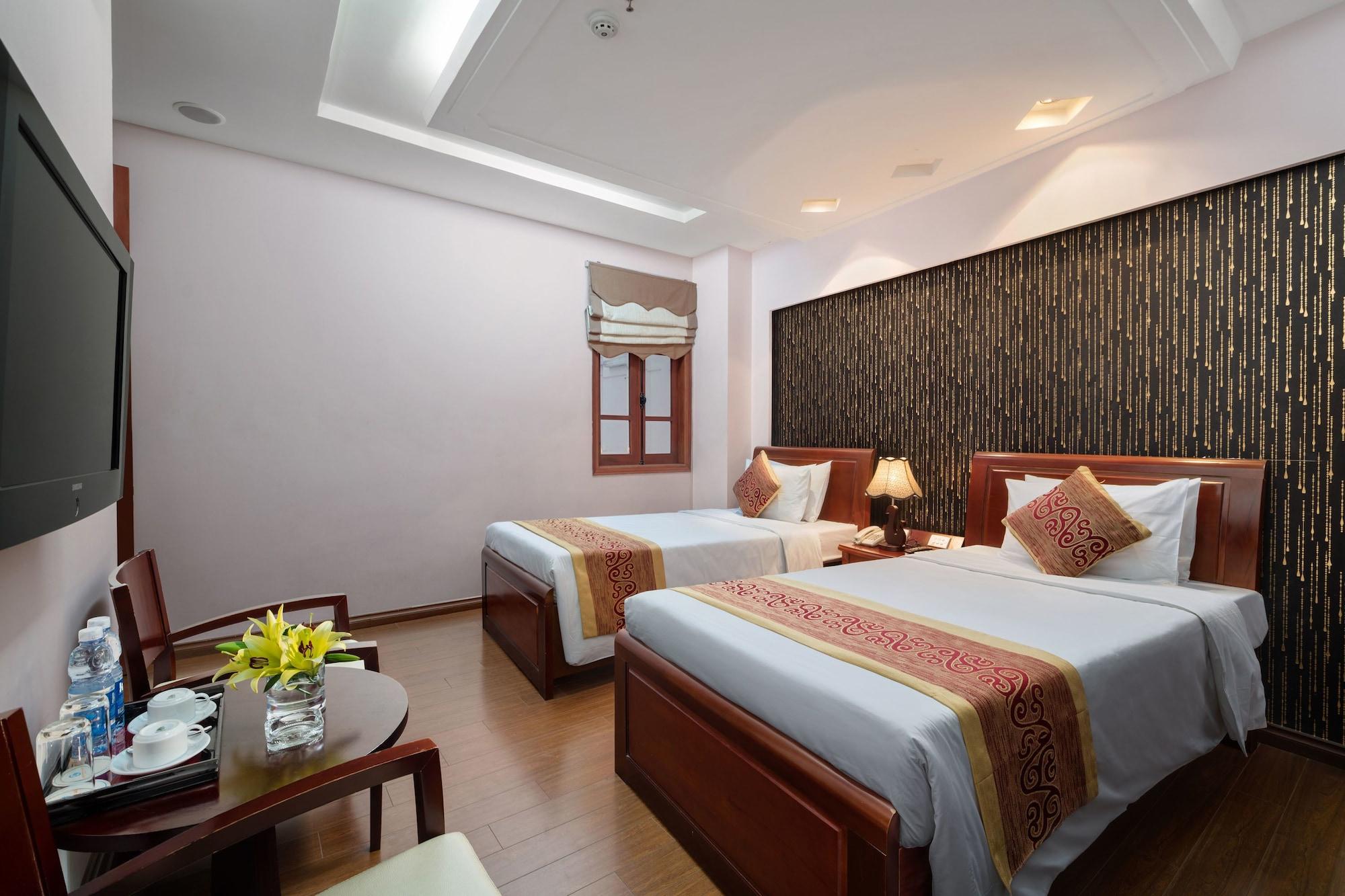 Lakeside Palace Hotel Hanoi Exterior photo