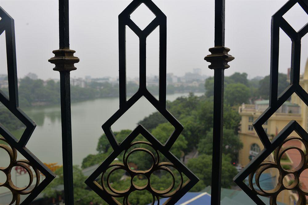 Lakeside Palace Hotel Hanoi Exterior photo