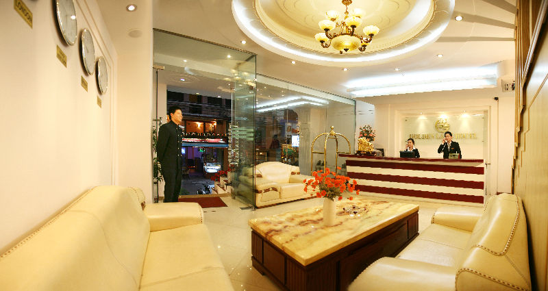 Lakeside Palace Hotel Hanoi Exterior photo